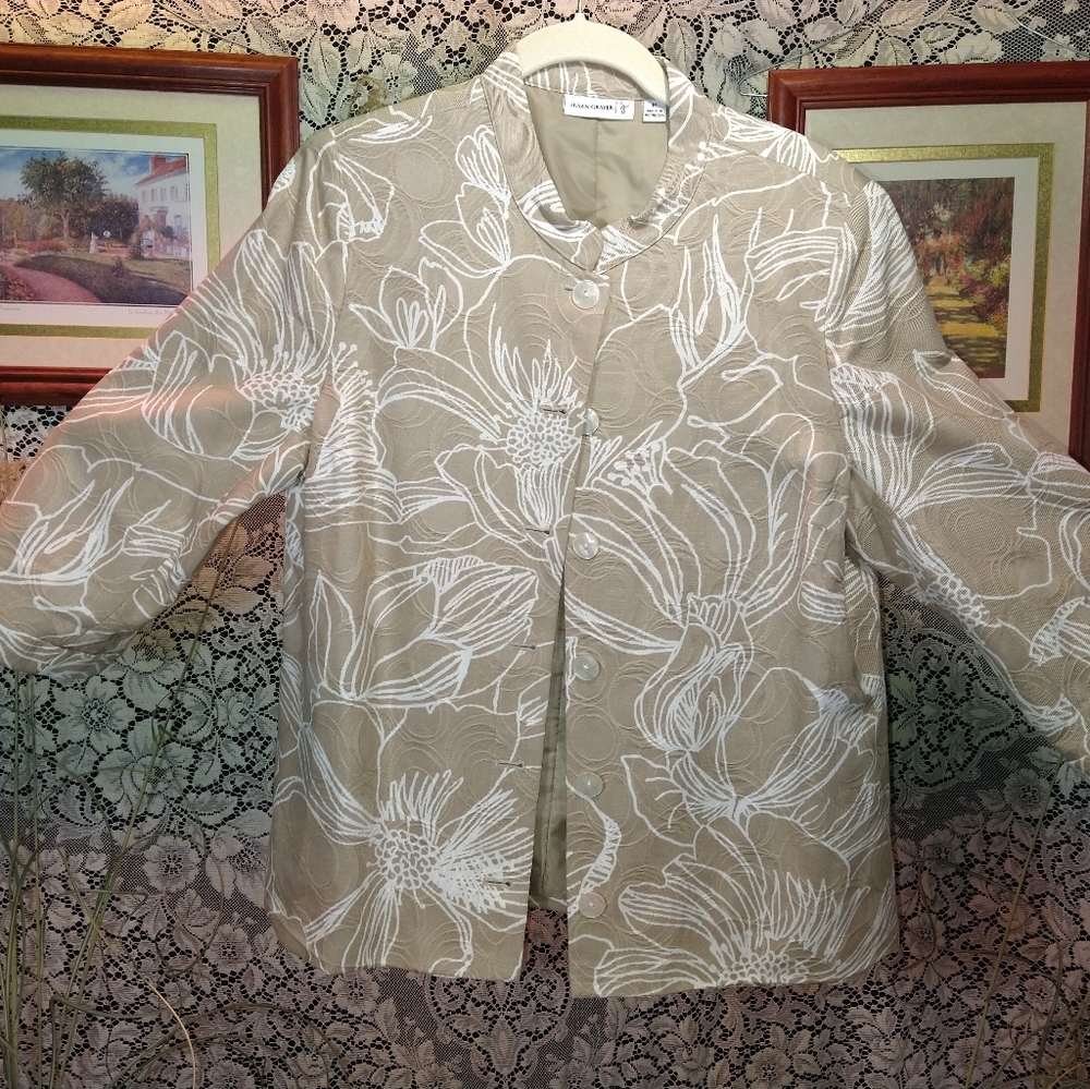 Susan Graver beige white abstract flower loose fit jacket lined shoulder pads